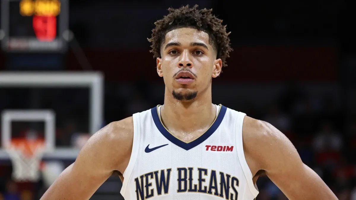 Amid a losing streak, trade speculation swirls around Zion Williamson and the New Orleans Pelicans